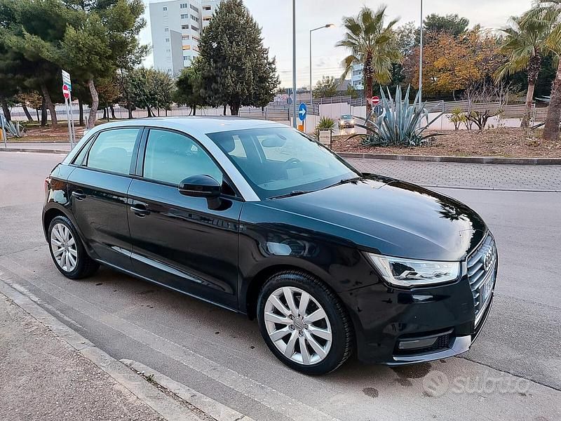 Nero Usata 2017 Audi A1 Due volumi | 9900 € (Ottimo prezzo) - Immagine 1/4
