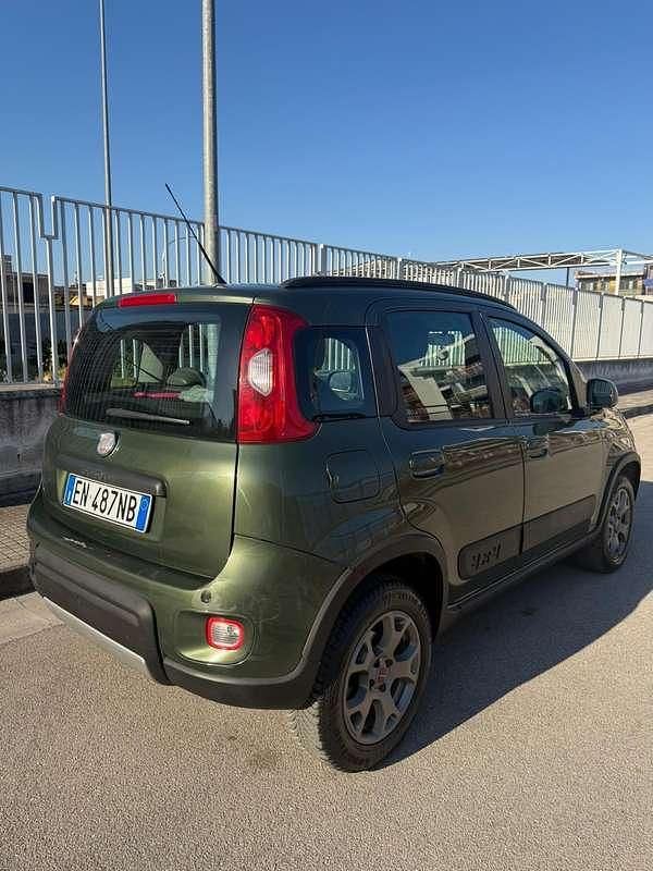 Second-hand Fiat Panda 4x4 75 CP (55 kW) 2012 Hatchback