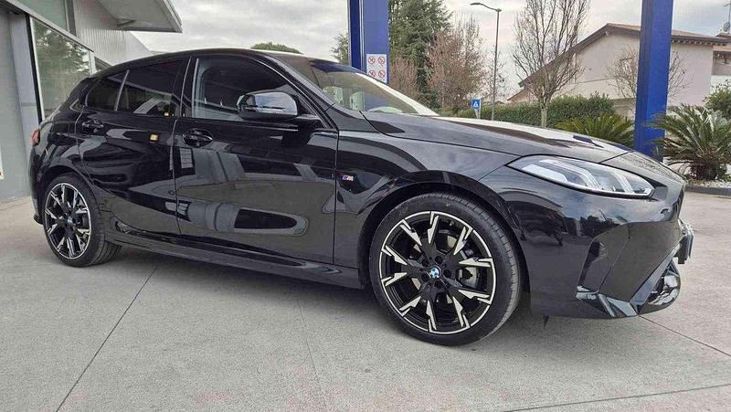 Usata BMW 120 M Sport 150 CV (110 kW) 2024 Nero Utilitaria