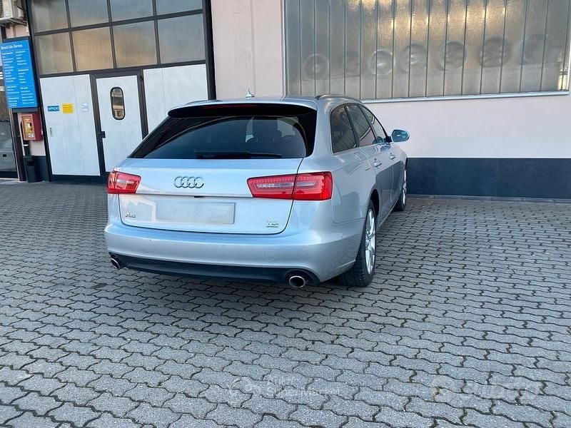 Usata Audi A6 245 CV (180 kW) 2013 Argento Station wagon