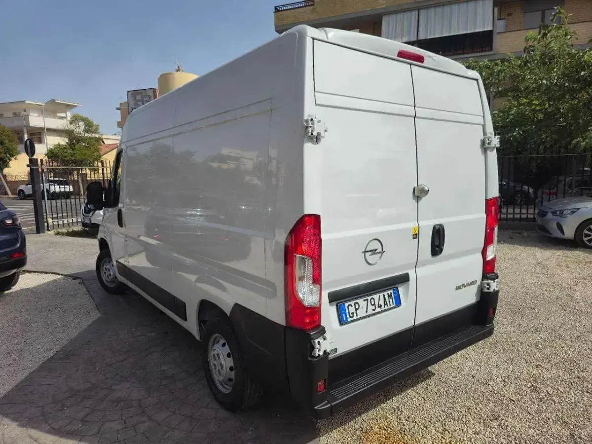 Usata Peugeot Boxer S 140 CV (102 kW) 2023 Bianco Furgone