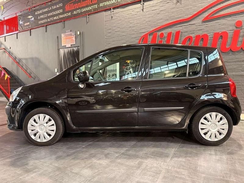 Usata Renault Grand Modus 75 CV (55 kW) 2013 Nero Monovolume