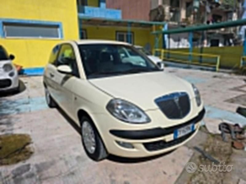 Usata Lancia Ypsilon 51 CV (37 kW) 2006 Utilitaria