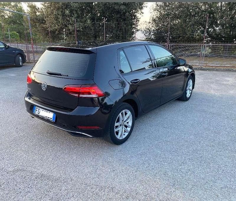 Usata VW Golf VII Business 116 CV (85 kW) 2018 Berlina