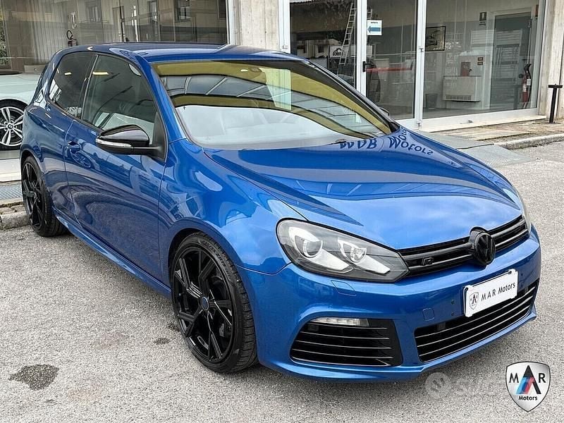 Usata VW Golf VI R 271 CV (199 kW) 2010 Blu/azzurro Utilitaria