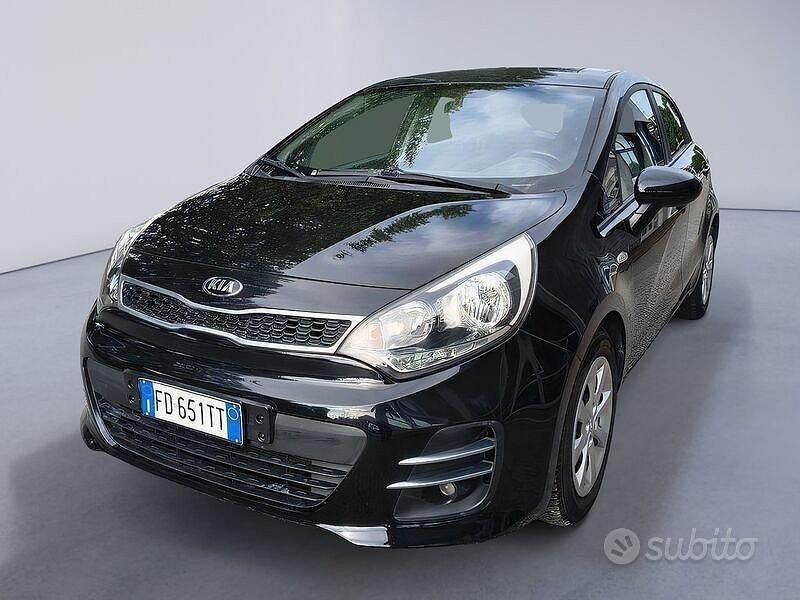 Usata Kia Rio Active 85 CV (62 kW) 2016 Nero Utilitaria