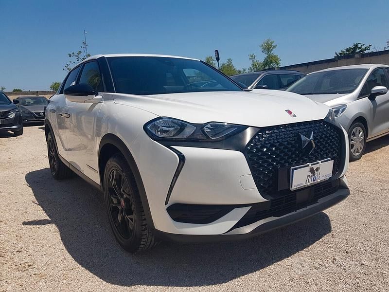 Usata DS Automobiles DS3 Crossback So Chic 131 CV (96 kW) 2022 Bianco SUV