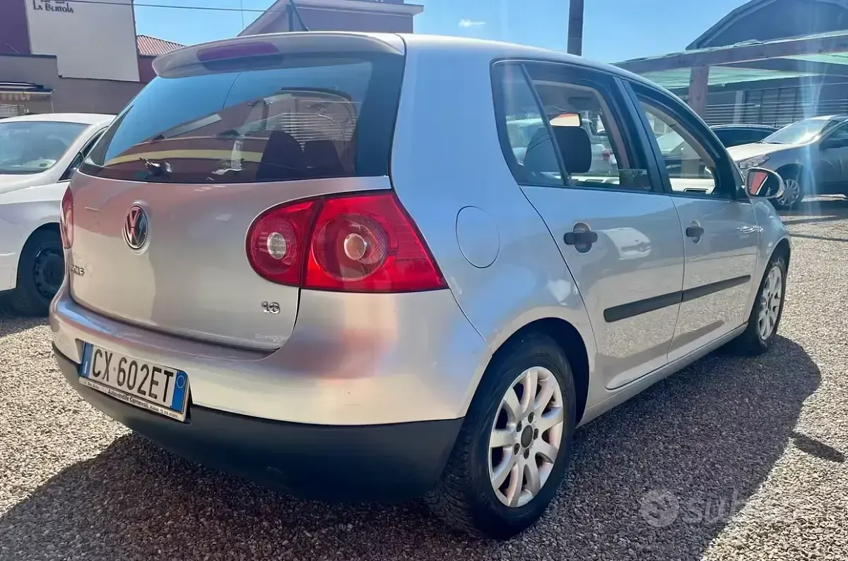 Usata VW Golf IV 102 CV (75 kW) 2006 Grigio Berlina
