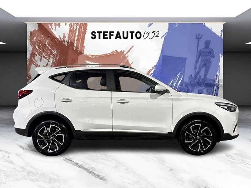 Usata MG ZS Luxury 106 CV (77 kW) 2024 Bianco SUV