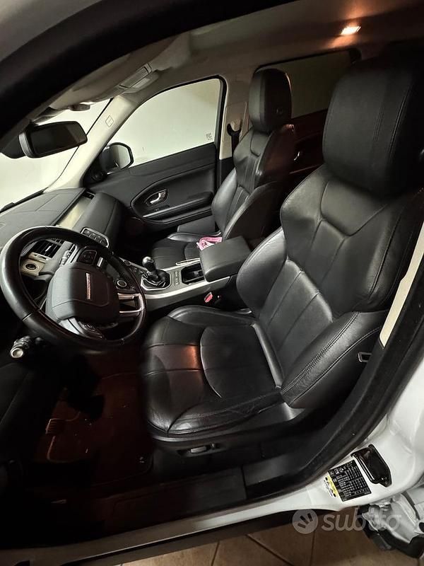 Usata Land Rover Range Rover evoque 150 CV (110 kW) 2016 SUV