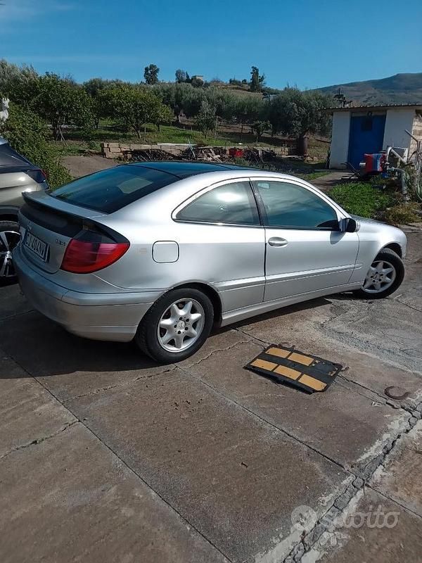 Usata Mercedes C220 2004 Coupé