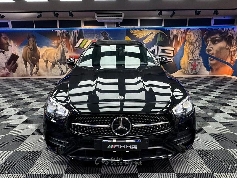 Usata Mercedes E300 Premium 194 CV (142 kW) 2020 Nero Station wagon