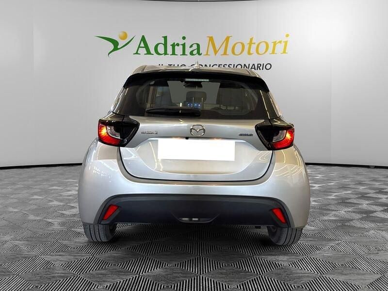 Usata Mazda 2 Center-Line 116 CV (85 kW) 2024 Argento Utilitaria