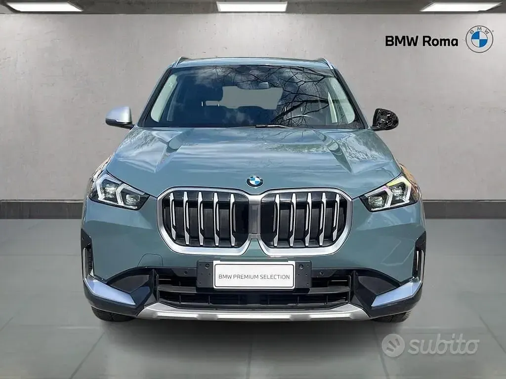 Käytetty BMW X1 xLine 150 HP (110 kW) 2023 Vihreä Katumaasturi