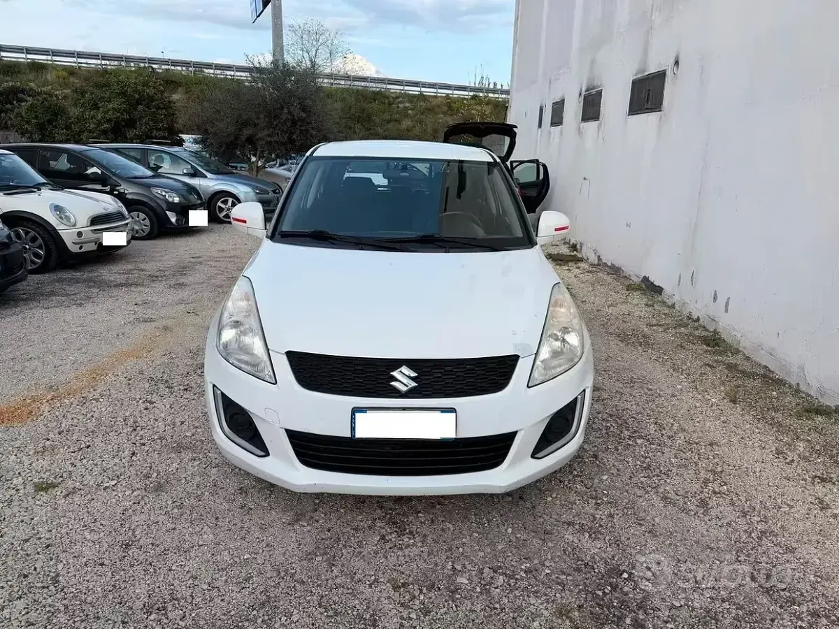 Usata Suzuki Swift 75 CV (55 kW) 2014 Bianco Utilitaria