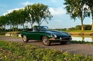 Usata Jaguar E-Type 269 CV (197 kW) 1966 Verde Cabrio
