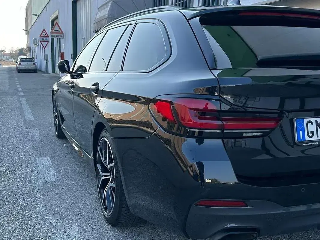 Usata BMW 520 M Sport 190 CV (139 kW) 2023 Nero Berlina