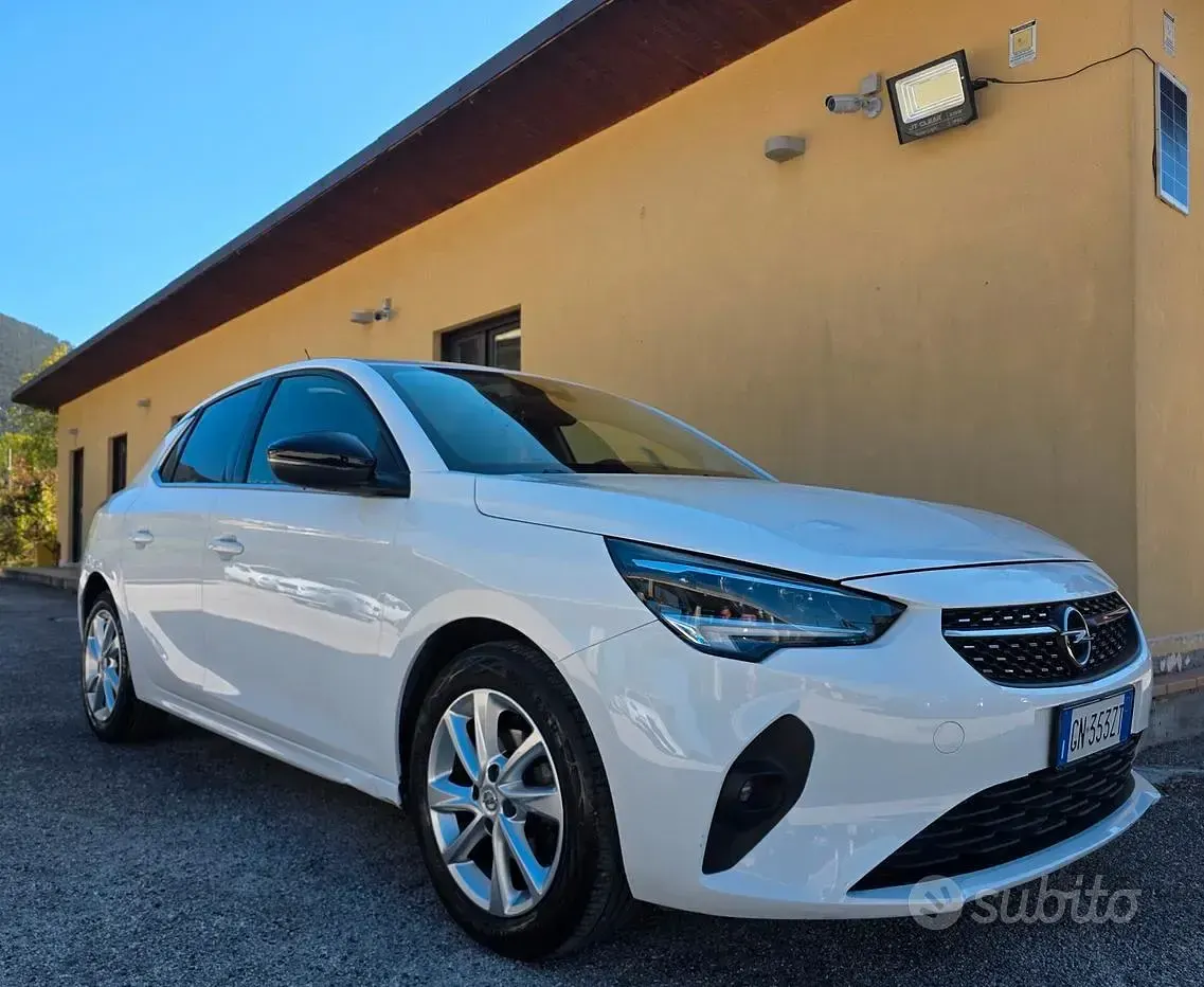Usata Opel Corsa Elegance 75 CV (55 kW) 2023 Bianco Utilitaria