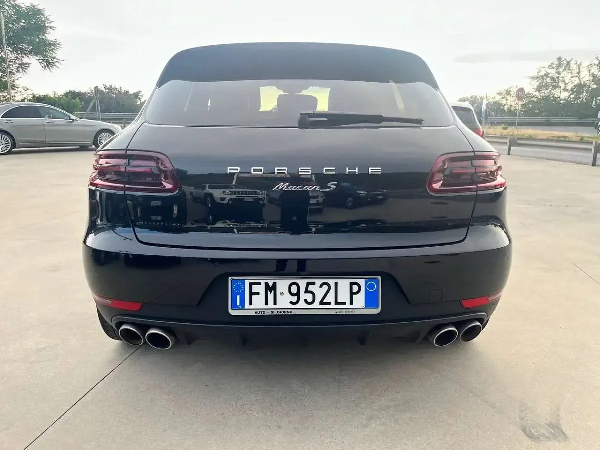 Usata Porsche Macan 250 CV (183 kW) 2018 Nero SUV