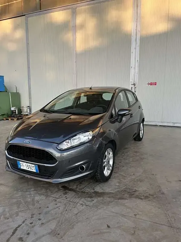 Usata Ford Fiesta 75 CV (55 kW) 2016 Utilitaria