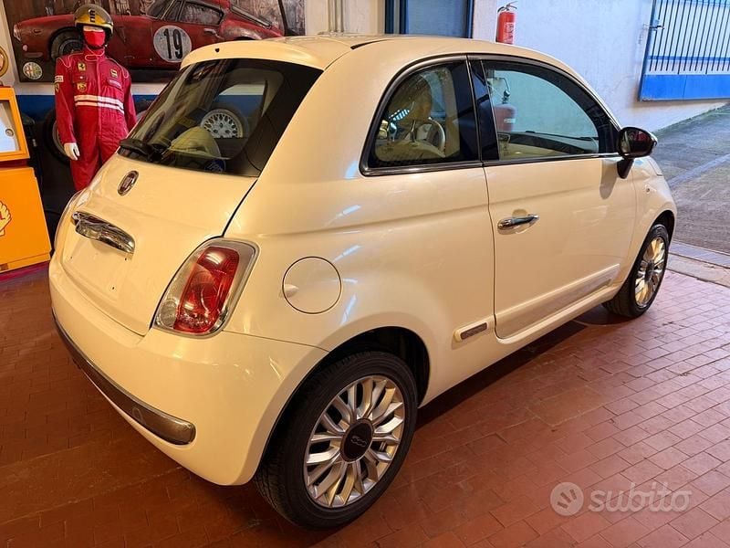 Usata Fiat 500 Lounge 70 CV (51 kW) 2015 Bianco Berlina