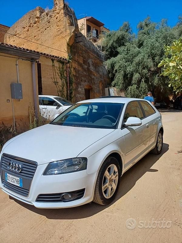 Usata Audi A3 90 CV (66 kW) 2010 Bianco Utilitaria