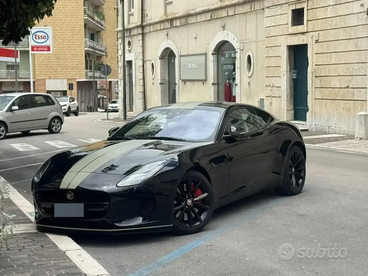 Usata Jaguar F-Type 300 CV (220 kW) 2017 Nero Coupé