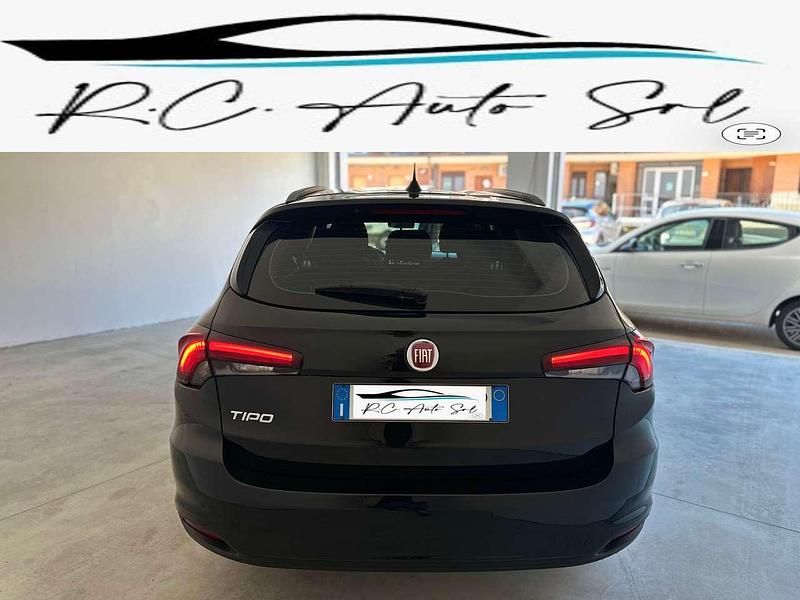 Usata Fiat Tipo City Life 131 CV (96 kW) 2022 Nero Station wagon