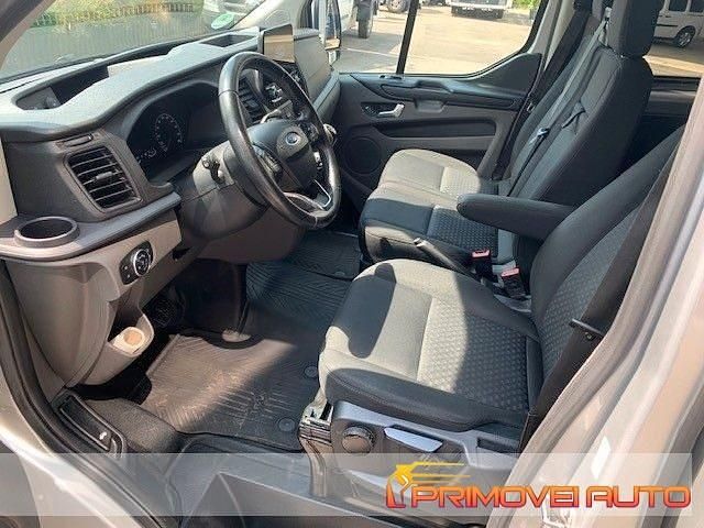 Usata Ford Transit Custom Trend 131 CV (96 kW) 2019 Argento Station wagon