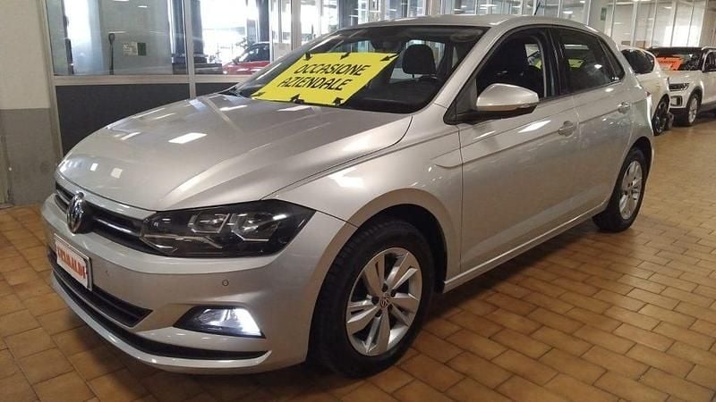 Begagnad VW Polo Comfortline 95 HK (69 kW) 2020 Silver Halvkombi