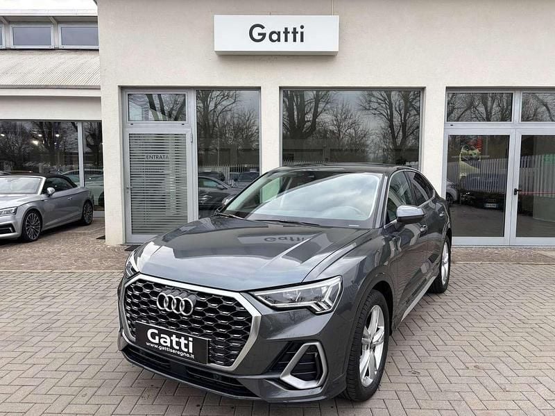 Usata Audi Q3 Sportback S-Line 150 CV (110 kW) 2022 Grigio SUV