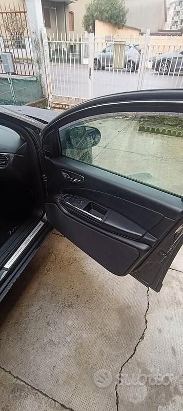 Usata Lancia Delta Gold 120 CV (88 kW) 2013 Grigio Utilitaria