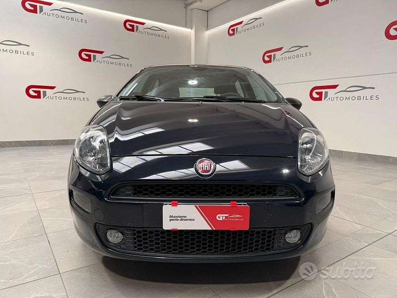 Usata Fiat Punto Street 95 CV (69 kW) 2018 Blu Utilitaria