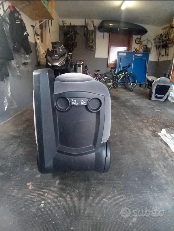 Usata Peugeot 807 163 CV (119 kW) 2013 Grigio Monovolume