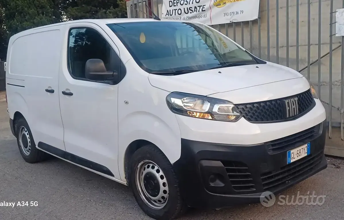 Usata Fiat Scudo Business 102 CV (75 kW) 2023 Bianco Furgone