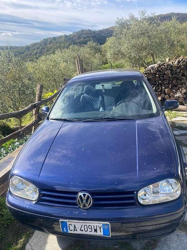 Blu/azzurro Usata 2002 VW Golf IV Comfortline Tre volumi | 1200 € (Super prezzo) - Immagine 1/4
