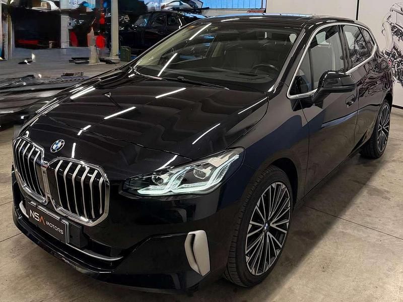 Usata BMW 218 Active Tourer Luxury Line 136 CV (100 kW) 2022 Nero Monovolume