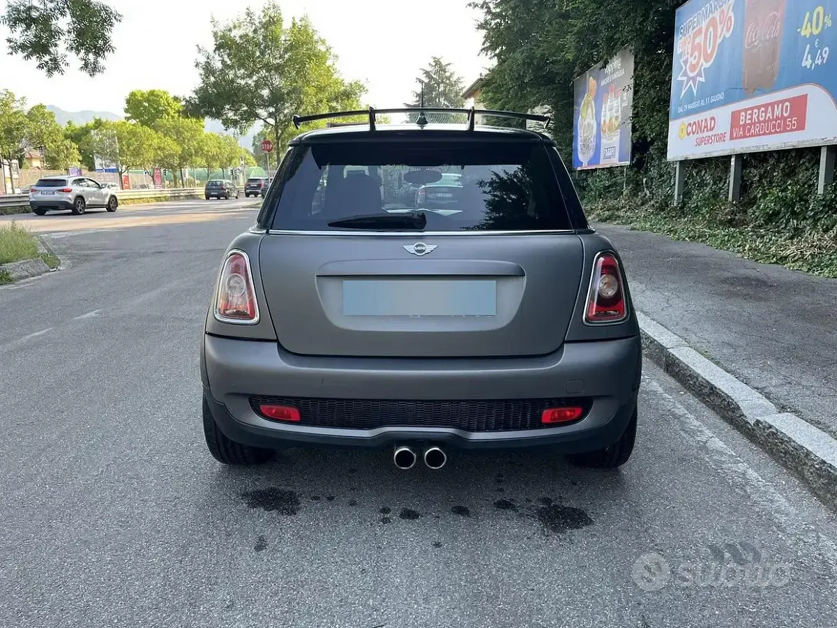 Usata Mini Cooper 175 CV (128 kW) 2007 Nero Utilitaria