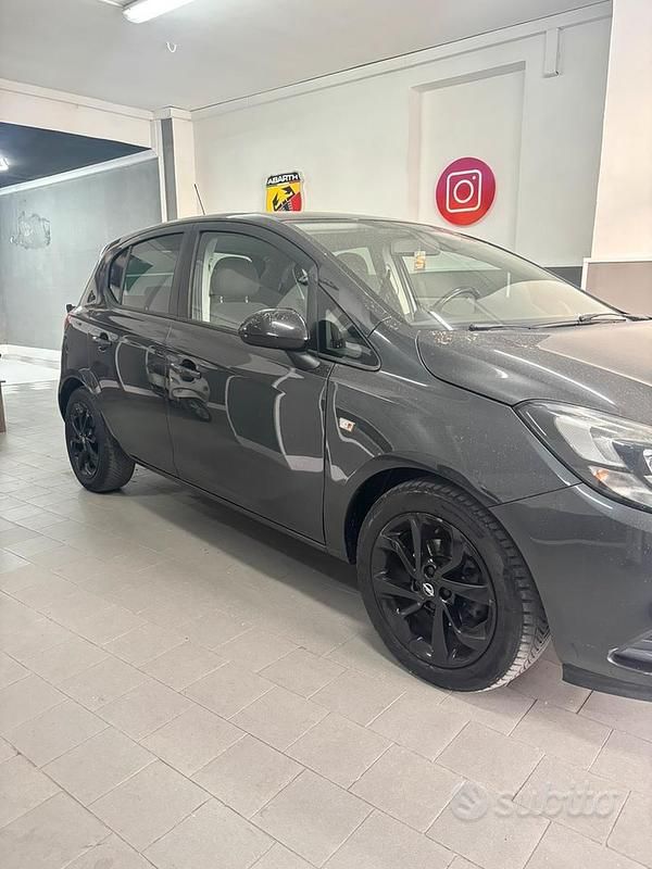 Usata Opel Corsa 90 CV (66 kW) 2017 Utilitaria
