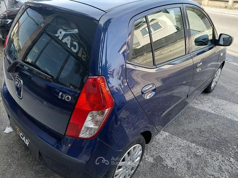 Usata Hyundai i10 65 CV (47 kW) 2010 Blu Utilitaria