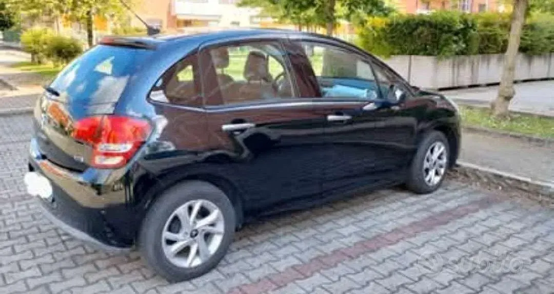 Usata Citroën C3 75 CV (55 kW) 2012 Nero Berlina