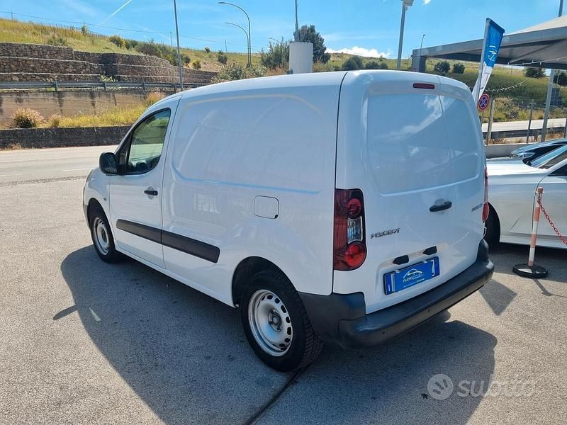 Usata Peugeot Partner 100 CV (73 kW) 2017 Bianco Monovolume