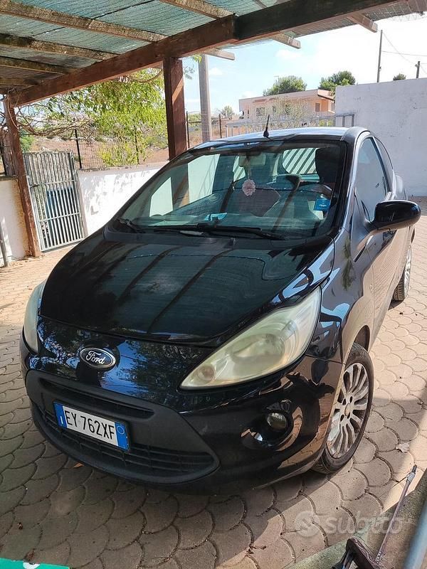Usata Ford Ka 200 CV (147 kW) 2012 Nero Utilitaria