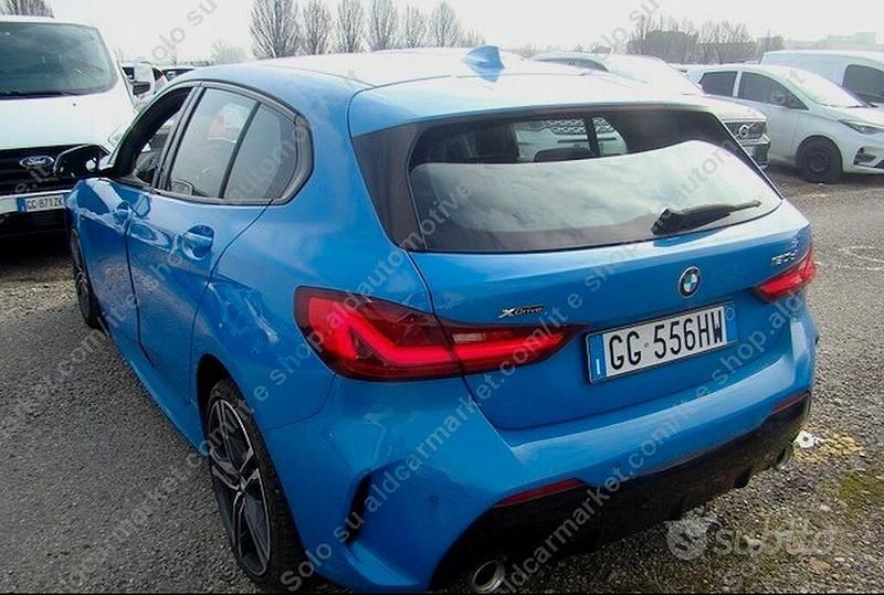 Usata BMW 120 M Sport 190 CV (139 kW) 2021 Blu Utilitaria