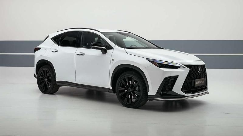 Usata Lexus NX450h+ Sport Line 185 CV (136 kW) 2022 Bianco metallizzato SUV
