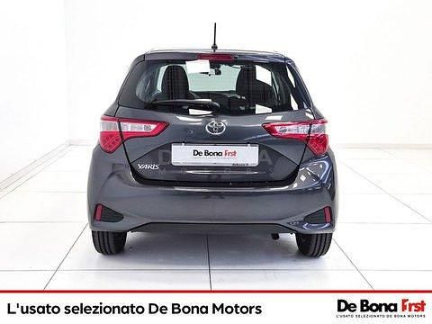 Usata Toyota Yaris Lounge 111 CV (81 kW) 2017 Other Utilitaria