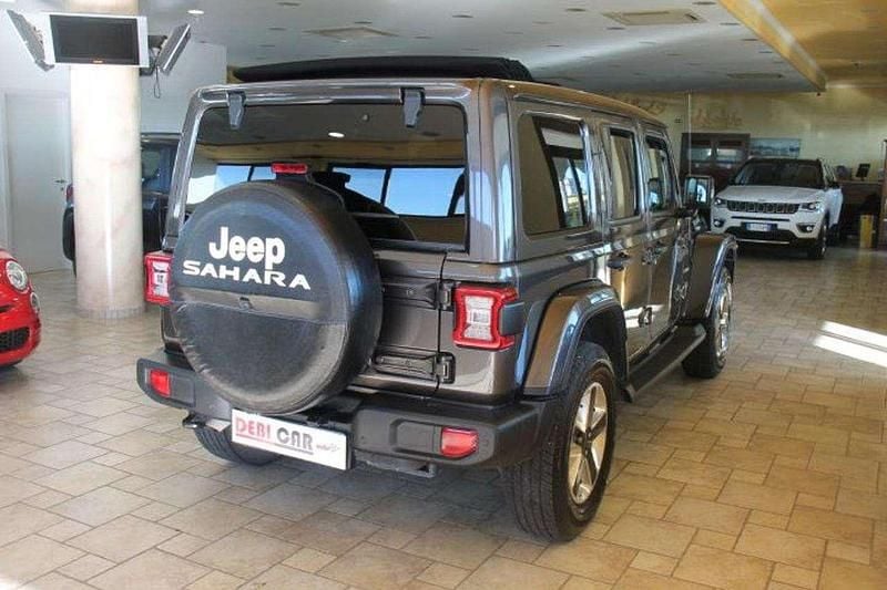 Usata Jeep Wrangler Sahara 200 CV (147 kW) 2021 Grigio scuro SUV