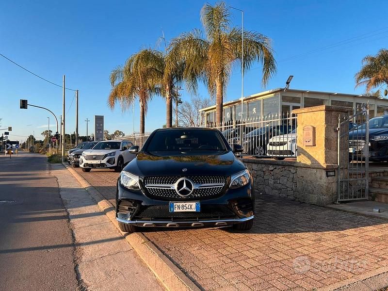 Usata Mercedes GLC250 AMG 204 CV (150 kW) 2018 Nero SUV