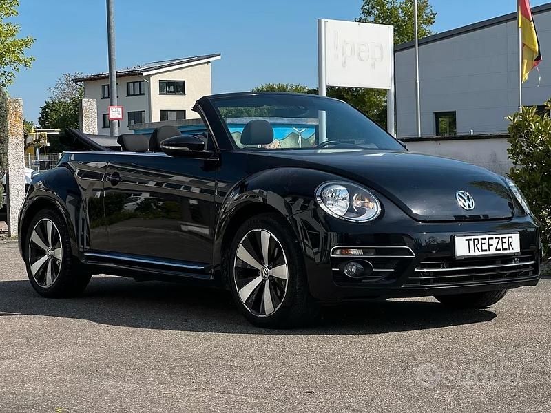 Nero Usata 2017 VW Maggiolino Design Cabrio | 15.990 € (Super prezzo) - Immagine 1/4