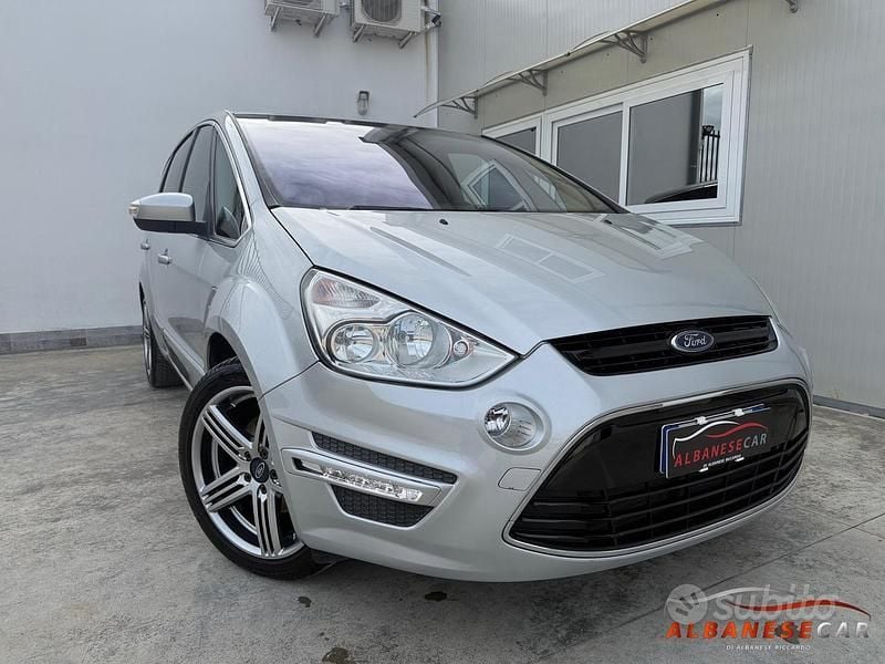Usata Ford S-MAX Titanium 163 CV (119 kW) 2013 Grigio Monovolume